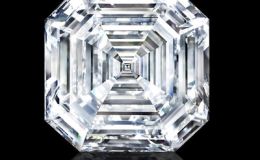世界上最大的正方形祖母绿形切割钻石，堪称传奇