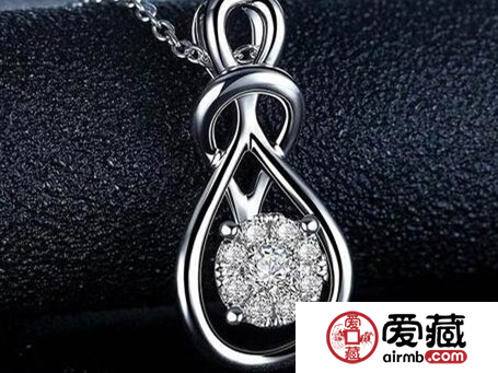 人工合成钻是不是钻石　价格和天然钻石差远了