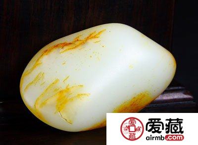 和田玉籽料原石的基本介绍　和田玉资料原石的鉴别方法