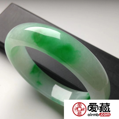 冰糯种翡翠的保养方法 如何保养冰糯种翡翠