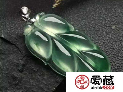冰种翡翠多少钱 冰种翡翠价格的决定因素有哪些