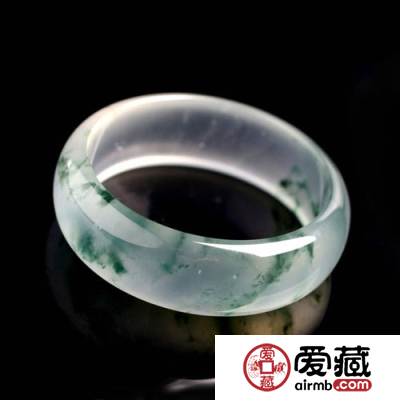 冰种翡翠如何鉴定 冰种翡翠手镯的价格