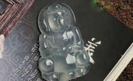 冰种月光石和冰种翡翠如何区分 如何挑选翡翠