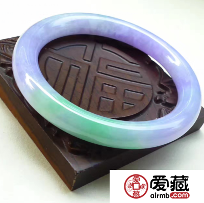 春带彩翡翠价格的影响因素有哪些