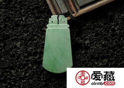 哪些翡翠饰品适合所有人佩饰 佩戴翡翠有禁忌
