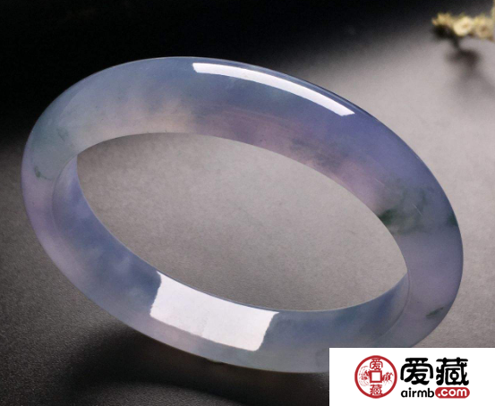 淡紫色翡翠手镯如何挑选 淡紫色翡翠手镯好吗