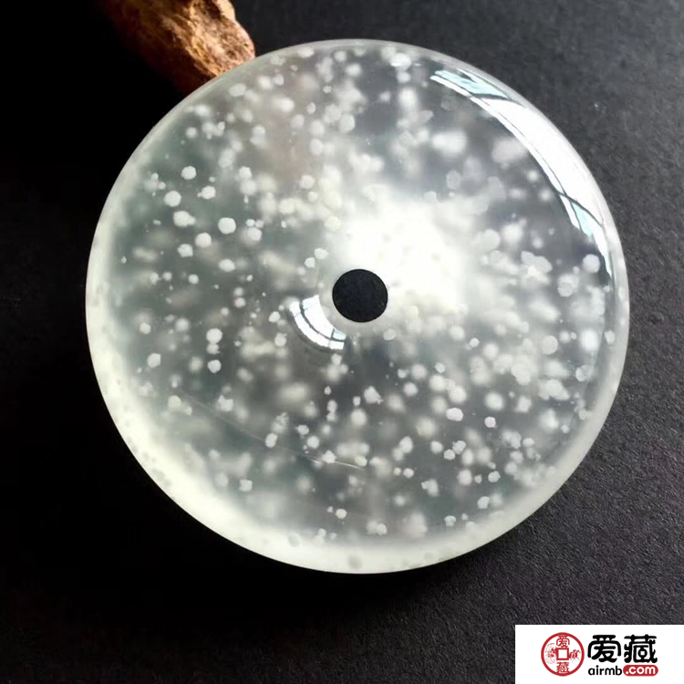 翡翠平安扣保平安 但这些禁忌你知道吗