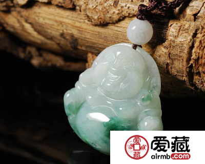 豆种翡翠的价格如何 豆种翡翠又该怎么挑选