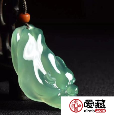 翡翠：玉乱情迷 翡翠是玉中之王