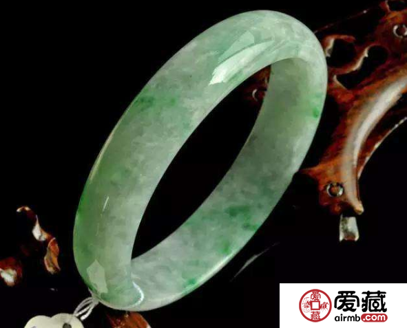 常見的四種假冒翡翠 鑒別翡翠的真假