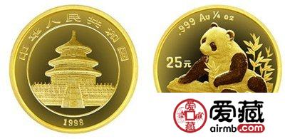 1998年熊猫金套币提高了收藏的情趣，具有很高的收藏价值