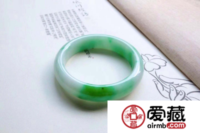 翡翠不仅仅只有绿色 翡翠颜色分类