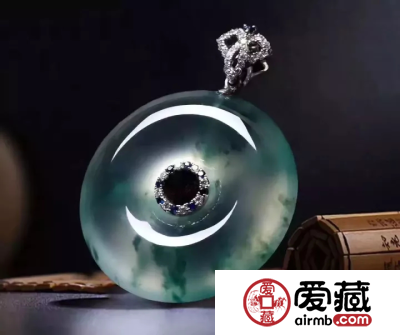 翡翠戴久了会“跑色” 如何保养翡翠防止其跑色