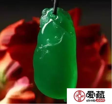 翡翠的苍蝇翅是什么_有“苍蝇翅”的翡翠好吗