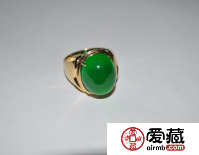 18k翡翠戒指价格贵吗 18k翡翠戒指价格