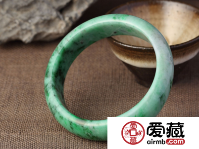 a货花青翡翠手镯的价格是多少 a货花青翡翠手镯价格