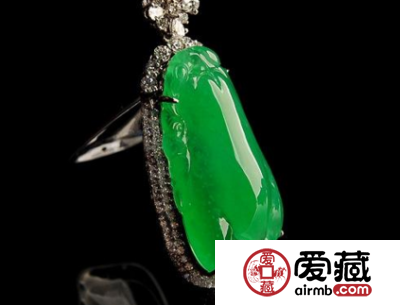帝王绿翡翠的鉴别需要注意什么 帝王绿翡翠的鉴别