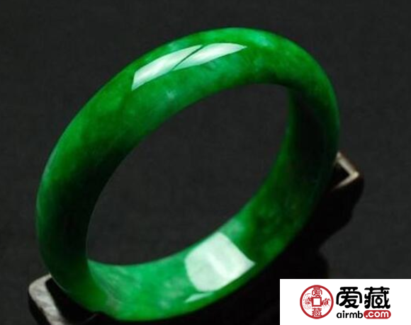 帝王绿翡翠的如何鉴定 挑选主要看什么