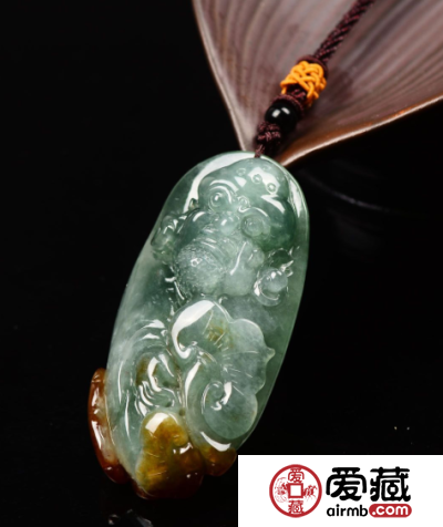 翡翠达摩手链的寓意是什么 翡翠达摩适合什么人戴