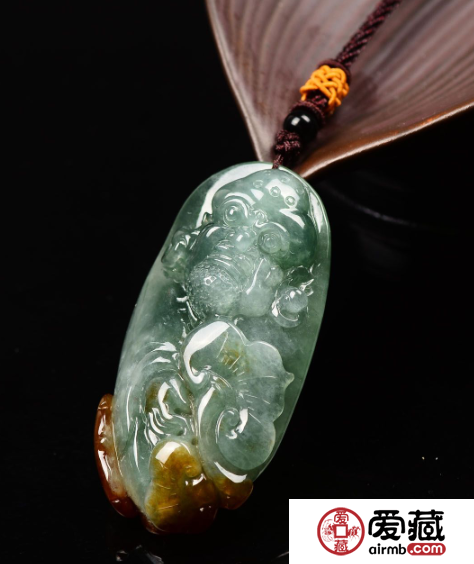 翡翠达摩手链的寓意是什么 翡翠达摩适合什么人戴