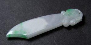 翡翠大刀主要的寓意是什么 翡翠大刀寓意