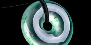 翡翠的寓意是什么 翡翠的寓意