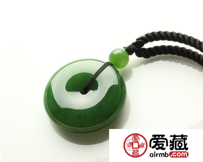 翡翠和玉的区别是什么 如何区别翡翠与玉
