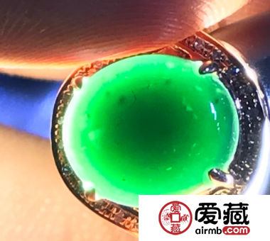 翡翠与墨翠哪个更有价值 墨翠和翡翠哪个好