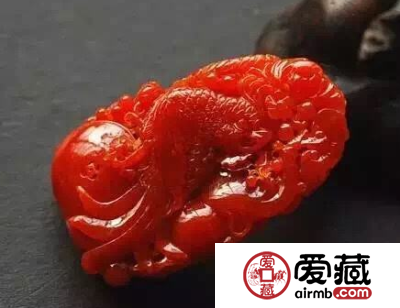 红色翡翠的价值是多少 红色翡翠是怎样的