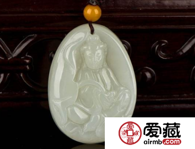 莲卧观音翡翠吊坠有什么好的寓意