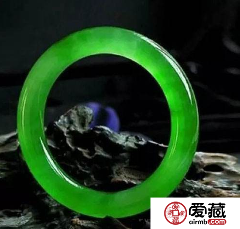 鉴别缅甸翡翠玉真假的三大方法