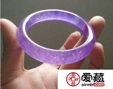 紫羅蘭翡翠手鐲的價格怎么樣 一般多少錢