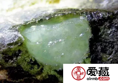 翡翠赌石怎么看 这些防伪技巧你知道吗