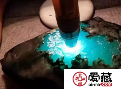翡翠赌石怎么看 这些防伪技巧你知道吗