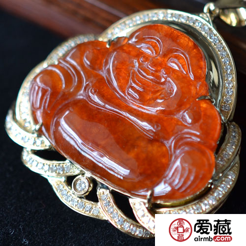 如何挑選合適的翡翠佛公 這四點(diǎn)是關(guān)鍵