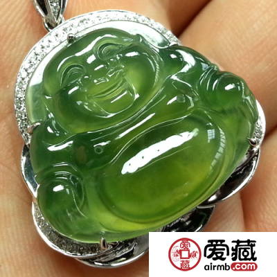 翡翠佛公玉佛的寓意和好处有哪些