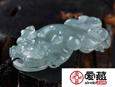 如何挑选合适的翡翠貔貅 从这四点入手