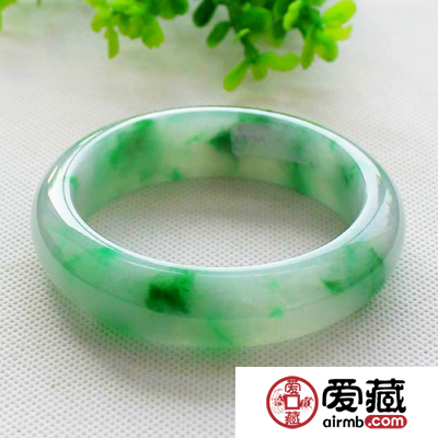 翡翠品种分类有哪些 哪个品种的好
