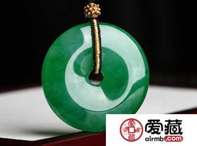 翡翠平安扣如何选购 造型一定要正