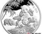 2012年熊猫发行30周年公斤银币是不可多得的藏品，适合收藏