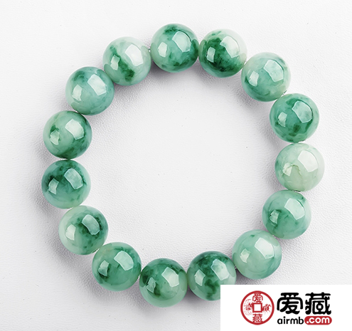 翡翠手鏈戴哪只手合適 有什么忌諱嗎