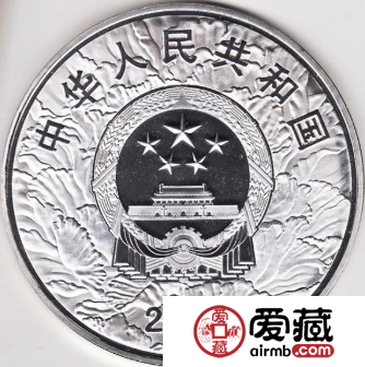 建国60周年1公斤银币具有双重意义，未来发展不可估计