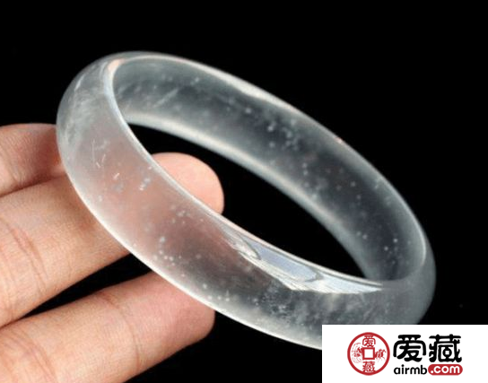 翡翠首饰怎么保养 如何放置