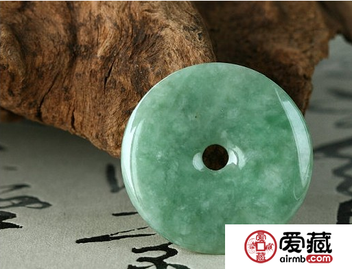 翡翠为何要封蜡、注蜡打蜡 他们有什么不同