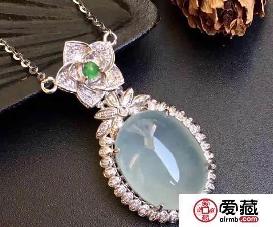 翡翠项链如何选 粗细怎么选