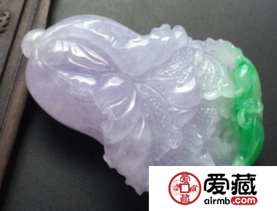 翡翠玉白菜价格贵吗 适合哪些人士佩戴