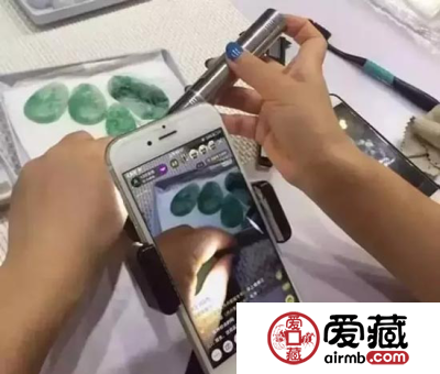 商贩转行做直播 2019珠宝翡翠直播还能火下去吗
