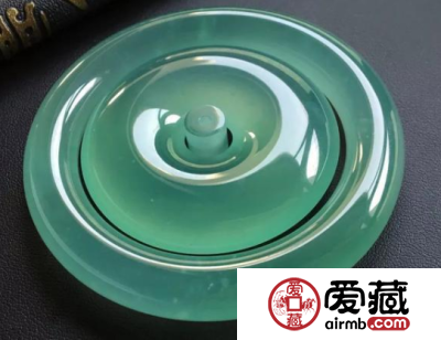 翡翠越绿越好吗 听听行家怎么说