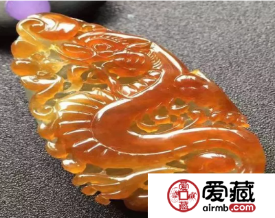 翡翠中的翡色是怎样形成的