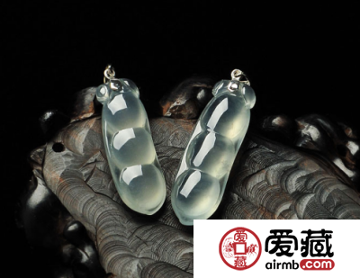 翡翠四季豆适合什么人佩戴 寓意是什么